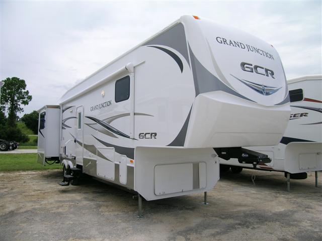 New 2010 Dutchmen Grand Junction 37TRL Fifth Wheel For Sale